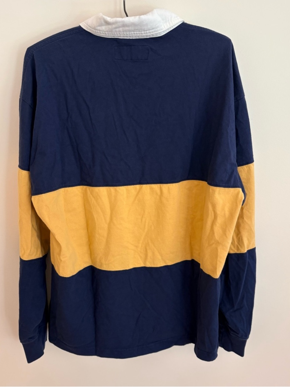 Abercrombie & Fitch Boston Rowing Polo - Picture 4 of 4